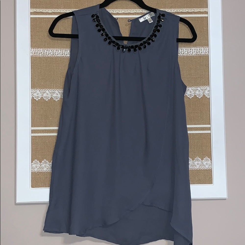 Dark grey top with collar